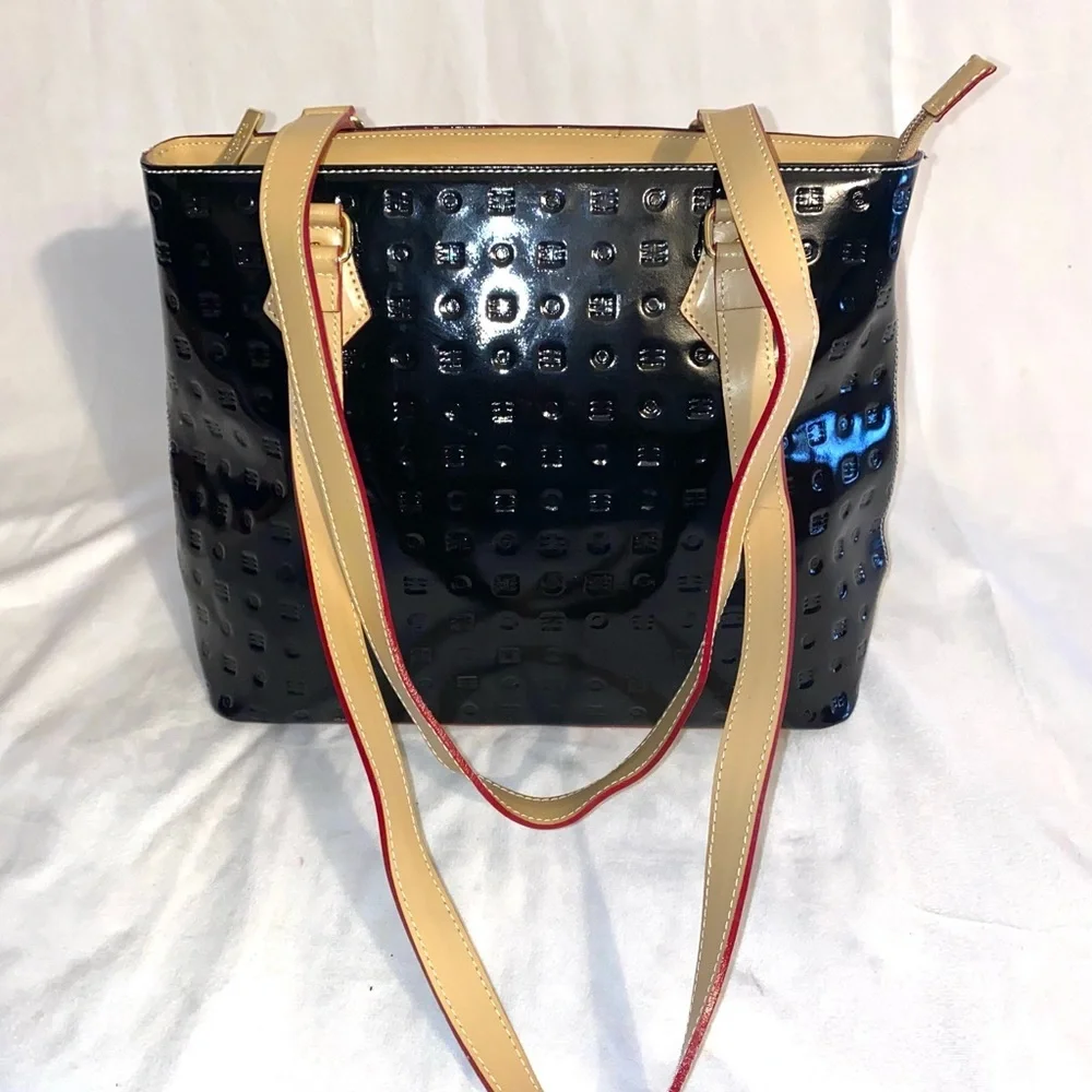 Arcadia patent leather